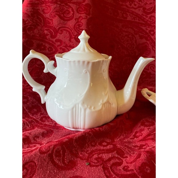 6 piece White Ironstone Tea Set - Picture 5 of 11